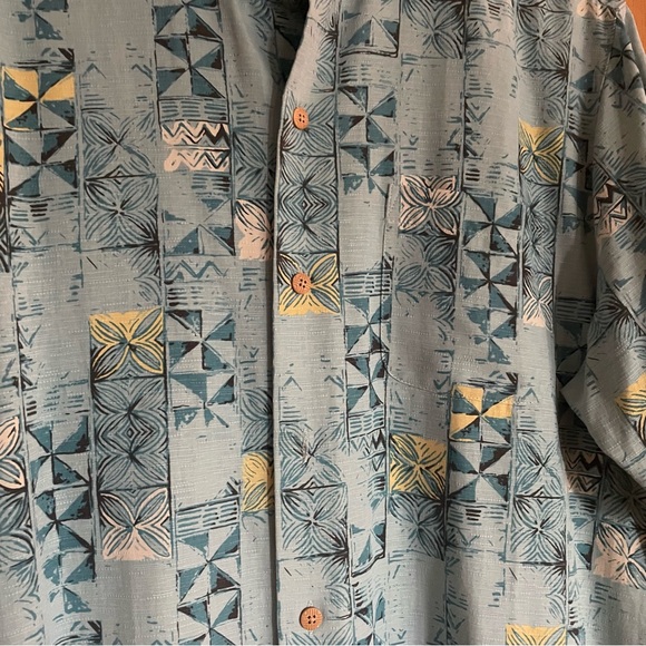 Vintage Hawaiian Top - Picture 2 of 6